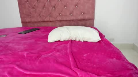    KING     online show from 02.13.25