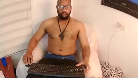 Malik  online show from 09.11.25