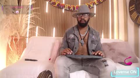 Malik  online show from 10.16.25