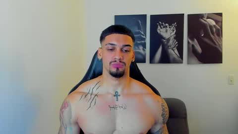 king_of_kings__ online show from 10.04.25