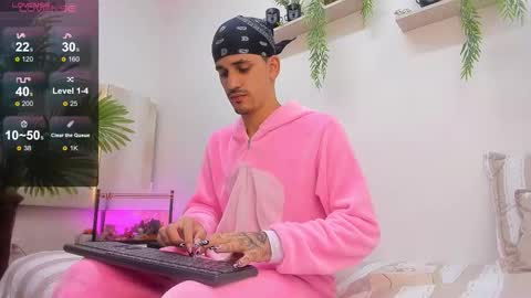 king voy online show from 10.19.25