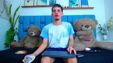 king voy online show from 02.21.26