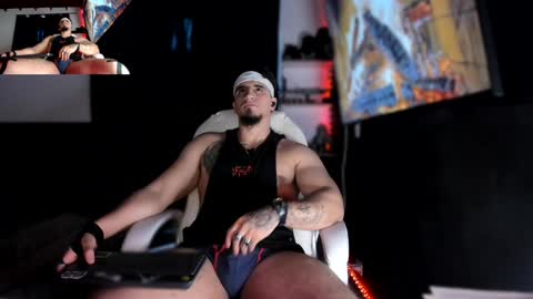 Snapshot of kingbear777 chatting on 12.03.24 King Bear online show from 12.03.24