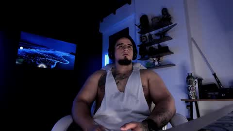 Snapshot of kingbear777 chatting on 09.21.25 King Bear online show from 09.21.25