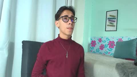 Snapshot of kingdanny_8 chatting on 10.19.25 kingdanny_8 online show from 10.19.25