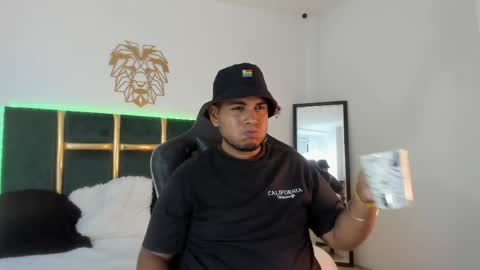 Snapshot of kingg_jay chatting on 05.27.26 kingg_jay online show from 05.27.26