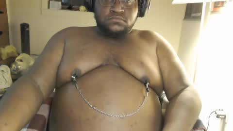 Snapshot of kinggrizzom chatting on 01.08.25 Tyrell online show from 01.08.25