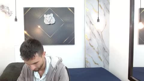 KING  online show from 03.15.26