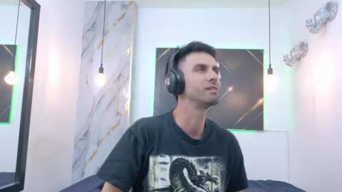 Snapshot of kingoftemptation chatting on 07.19.26 KING online show from 07.19.26