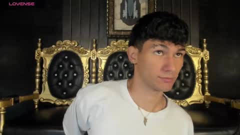 Snapshot of kingparker1 chatting on 01.06.25 A L E X online show from 01.06.25