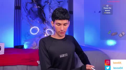 Snapshot of kingparker1 chatting on 11.28.25 A L E X online show from 11.28.25