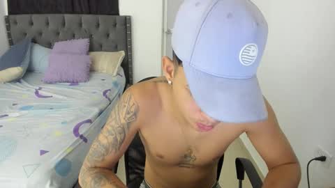 DOMINANT ALPHA KINGS online show from 10.11.25