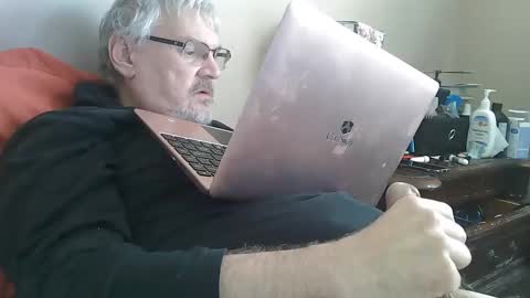 kingtongue10 online show from 01.22.25