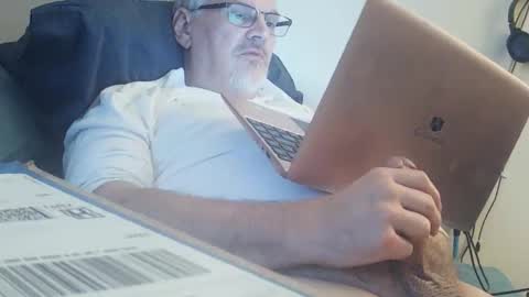 kingtongue10 online show from 01.06.26