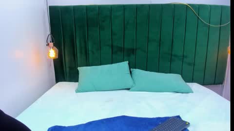 Snapshot of kinky_dakota chatting on 02.25.26 dakota online show from 02.25.26