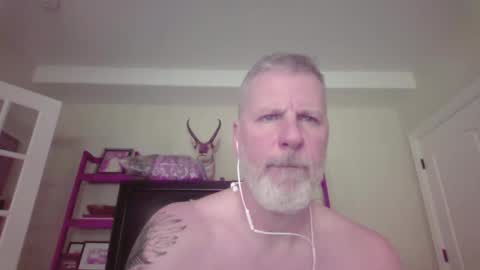 kinky_keven online show from 09.22.25