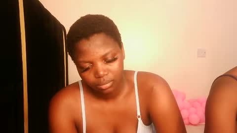 Snapshot of kinky_lola1 chatting on 09.24.25 Lola online show from 09.24.25