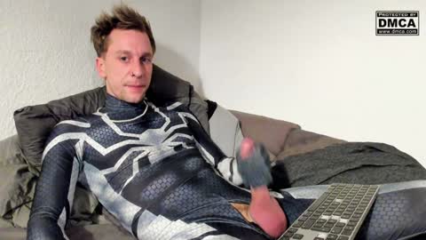 kinky_spidey online show from 12.23.24