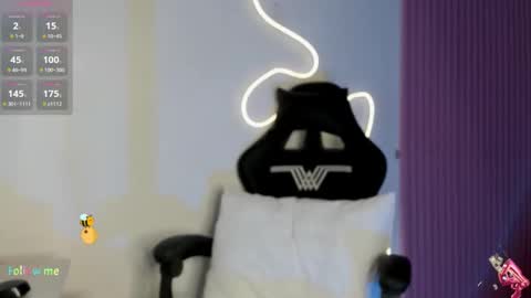 kinky yeyns online show from 02.12.26