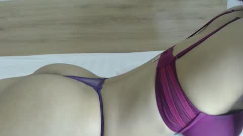 Snapshot of kinkyarab48449 chatting on 05.13.26 Kinkyarab48449 online show from 05.13.26