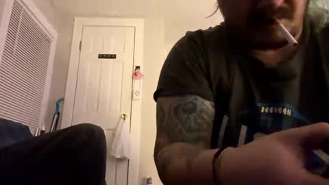 Snapshot of kinkybiguy14 chatting on 11.14.25 Kinky Cassie online show from 11.14.25