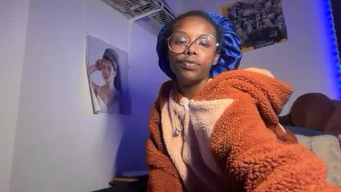 Snapshot of kinkycoupleinteracial chatting on 12.03.25 interracialfacial online show from 12.03.25