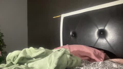 Bunniii online show from 02.01.25