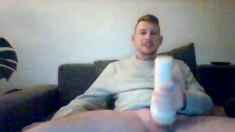 kinkylionboy online show from 12.04.25