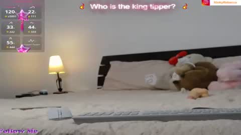 Rebecca online show from 04.03.26