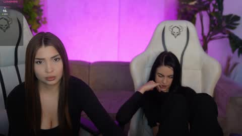 Sweet girls online show from 12.17.25