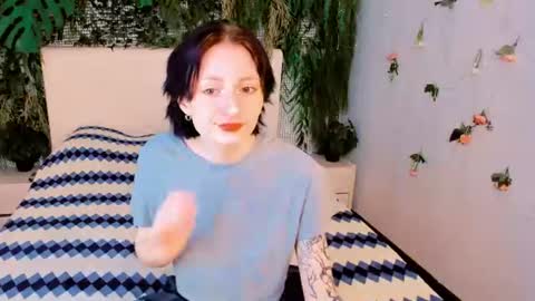 Snapshot of kira__cutie chatting on 07.05.26 Kira online show from 07.05.26