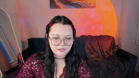 Snapshot of kira_g0ld chatting on 02.12.26 kira online show from 02.12.26