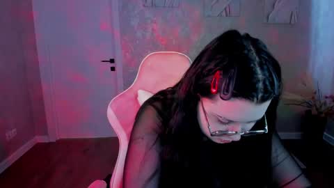 kira online show from 04.01.26