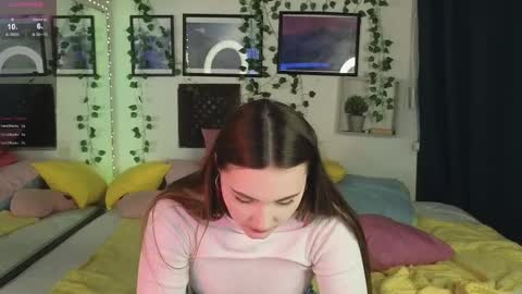 Snapshot of kira_jin chatting on 02.19.25 kira_jin online show from 02.19.25