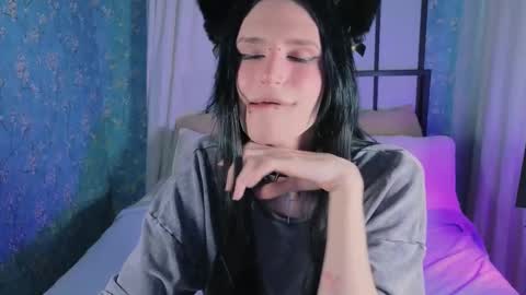 Snapshot of kira_long chatting on 02.25.26 MADI online show from 02.25.26