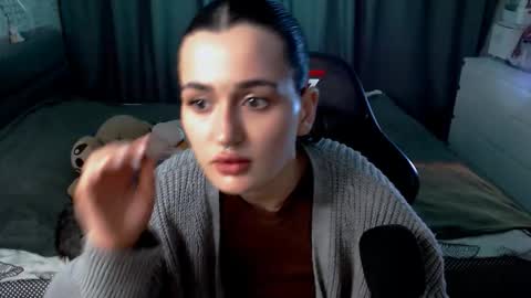 Kira  follow me  online show from 02.12.26