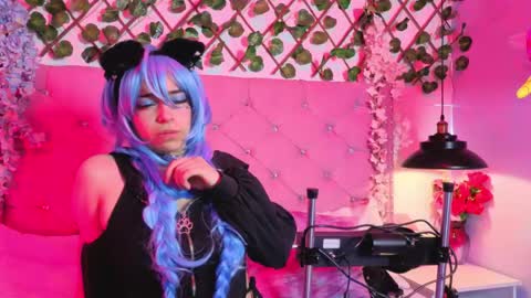 Snapshot of kira_yuzu chatting on 05.27.26 Kira online show from 05.27.26
