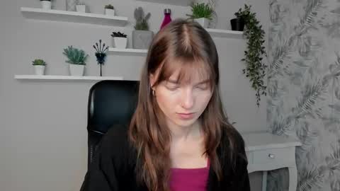 KIRA online show from 05.26.26
