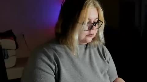 Just Kira online show from 02.02.25