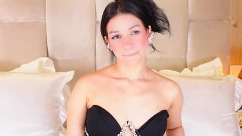 kira online show from 11.09.25