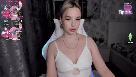 kirakrox online show from 10.14.25