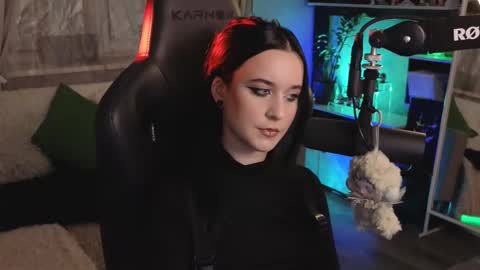 Kira    online show from 11.28.25