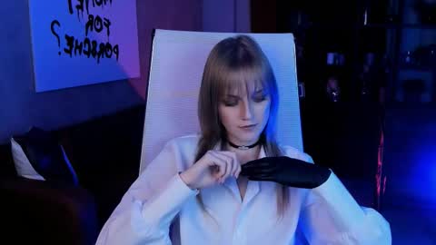 Kira online show from 09.23.25