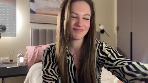 Kira online show from 12.12.24