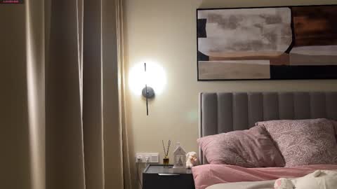 Kira online show from 02.20.25