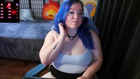 KiraSpitQueen online show from 01.12.25