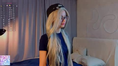 Snapshot of kirbycallaro chatting on 04.08.26 Miko online show from 04.08.26