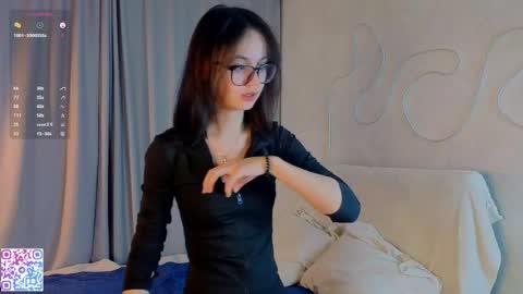 Snapshot of kirbycallaro chatting on 04.09.26 Miko online show from 04.09.26