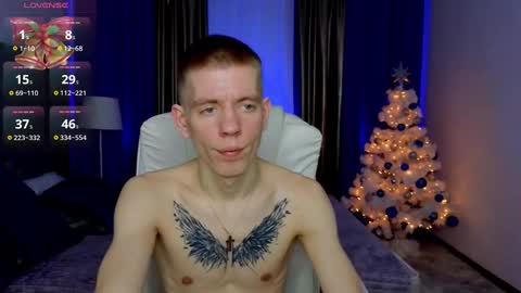 Snapshot of kireev_ chatting on 12.18.24 online show from 12.18.24