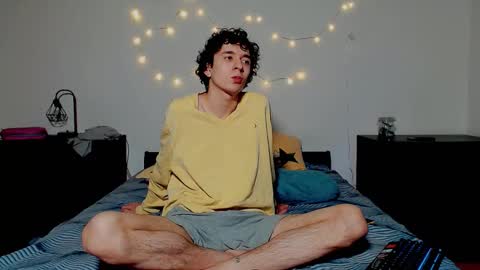 Alan online show from 12.21.25